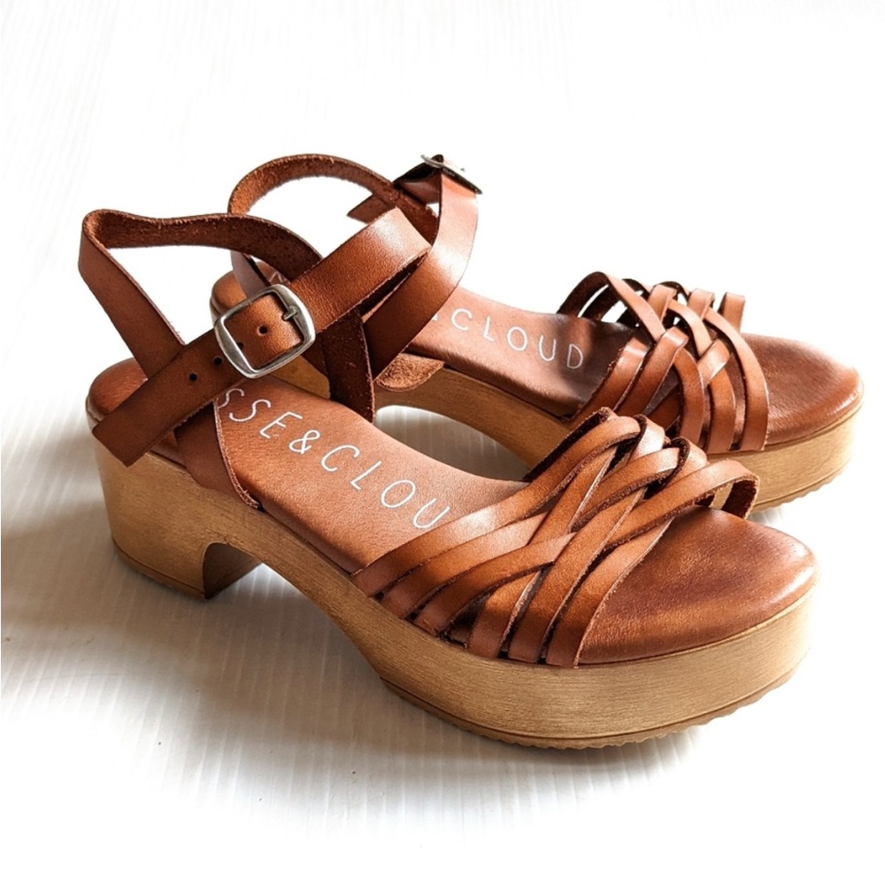 MUSSE & CLOUD brown strappy leather platform clog sandals
